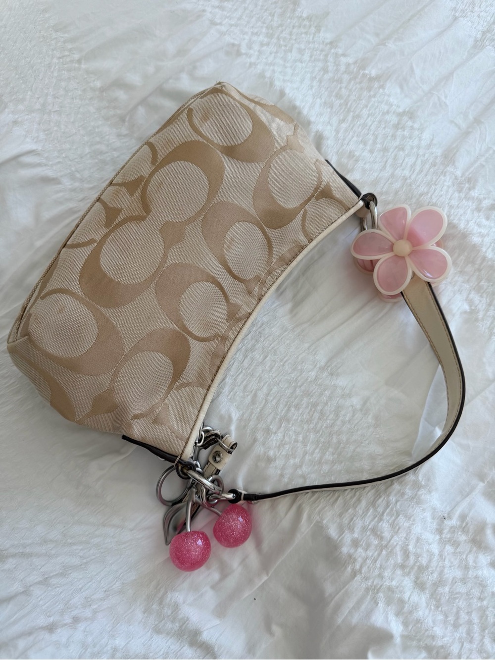 Vinatge  Coach Demi Cream & White Canvas Shoulder Bag - Picture 5 of 10